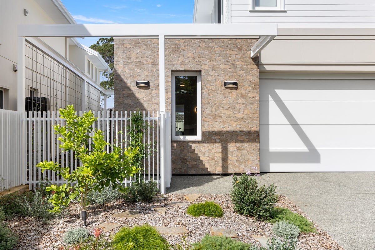 Custom home in Woodlands by Norde Homes