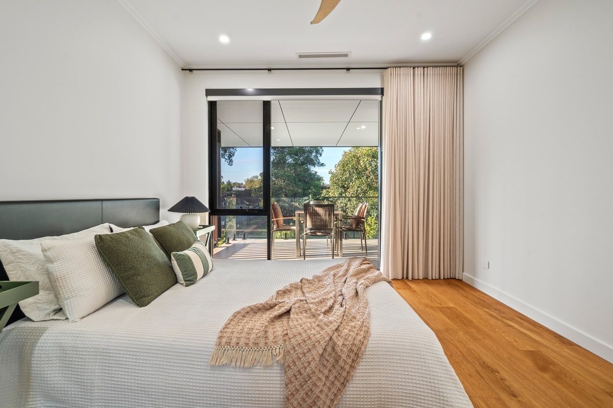 North-facing living area, Floreat