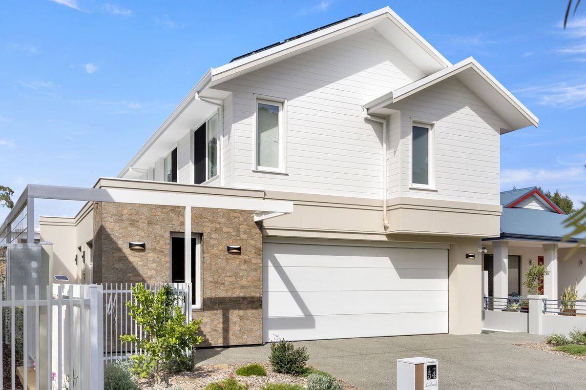 A 9.4 star Norde Homes build on Lombardy St
